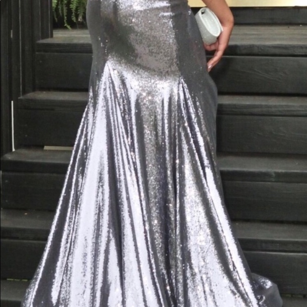 Jovani prom Dress - Picture 2 of 8